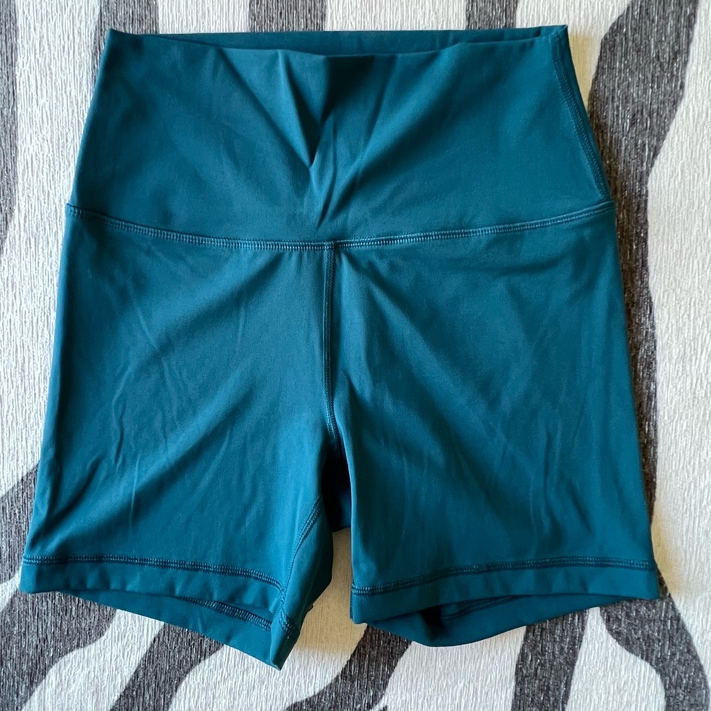 90 Degrees by Reflex bike shorts.